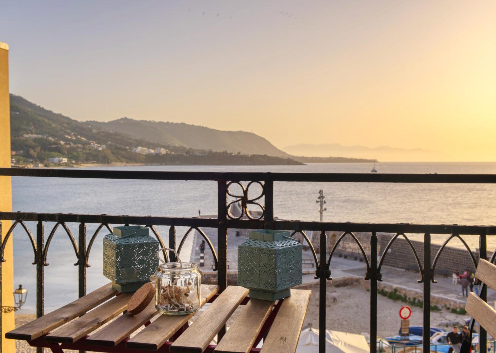 Devalu Casa Del Mare Apartman Cefalù Kültér fotó